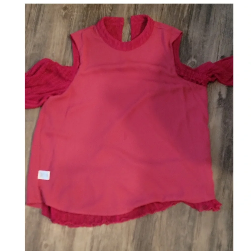 Ro & De‎ Women Magenta Pink Lace Cold Shoulder Mock Neck Ruffle Blouse Large